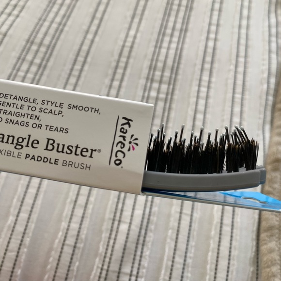 Detangling brush - Picture 3 of 5